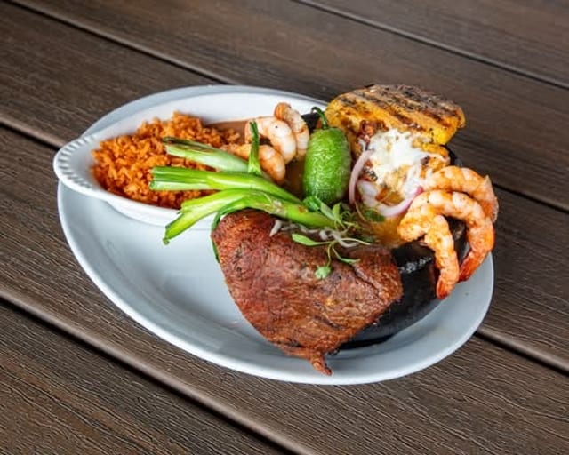 Combo #10 - Molcajete Cielo Mar Y Tierra